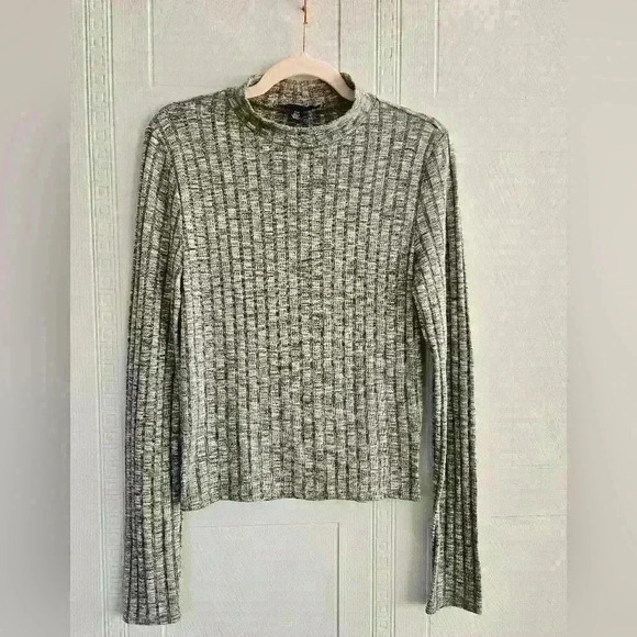 Prince & Fox Gray Marled Ribbed Mock Turtleneck Sweater Size L EUC - Picture 1 of 9